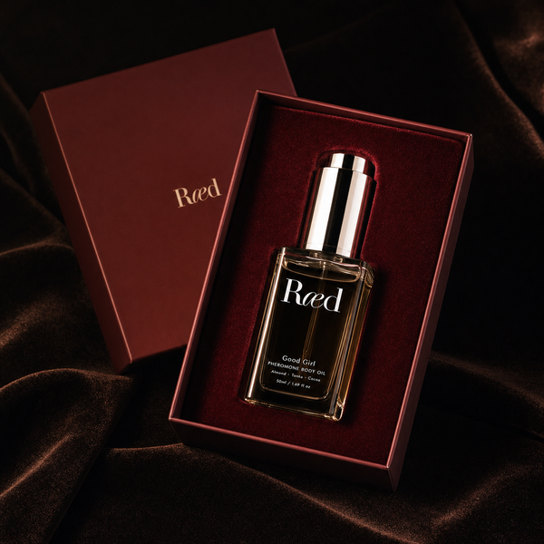 Ræd Good Girl — Gift box crimson velvet