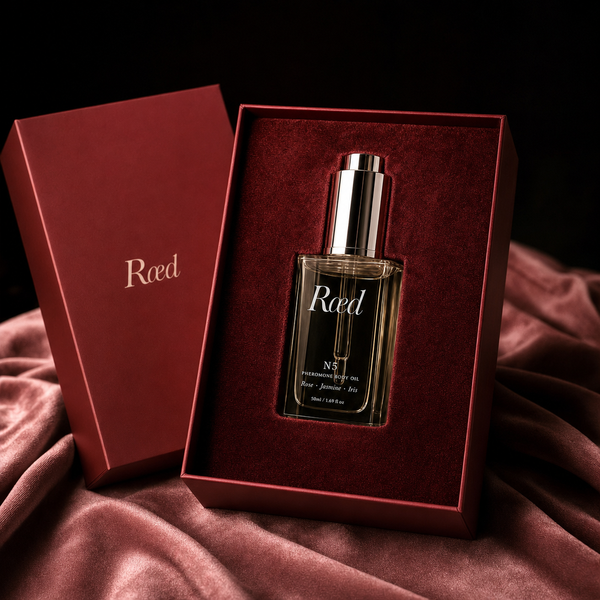 Ræd N5 — Gift box crimson velvet